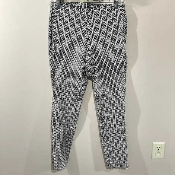 MICHAEL Michael Kors Pull On Ankle Pants Black White Trellis M - Picture 1 of 12